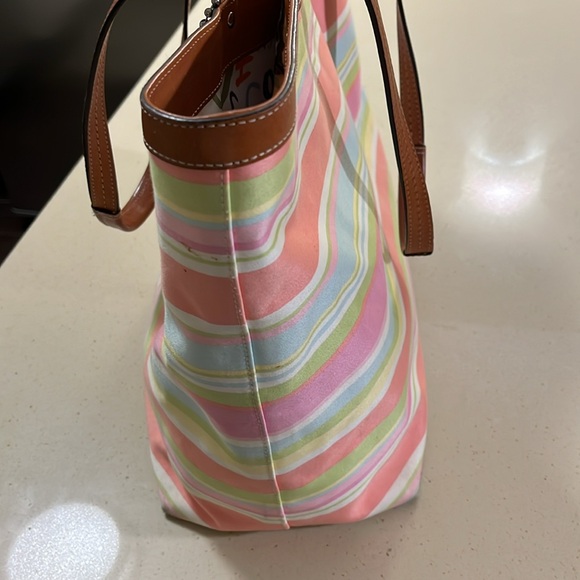 COACH HAMPTON PASTEL MULTICOLORED STRIPED LARGE TOTE BAG F13553 - Picture 9 of 12
